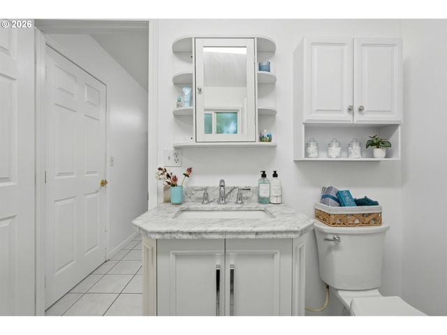 1520 Se 210TH Ave, Gresham, OR 97030