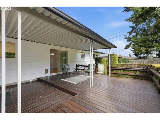 1520 Se 210TH Ave, Gresham, OR 97030