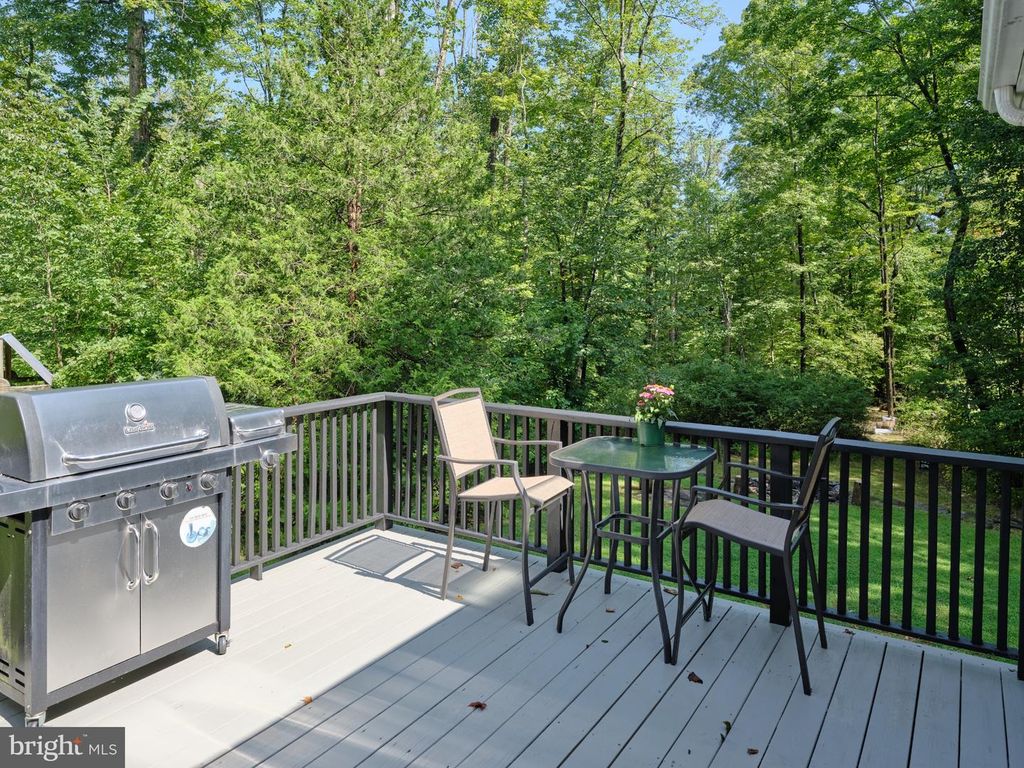 2795 HILL RD, Sellersville, PA 18960