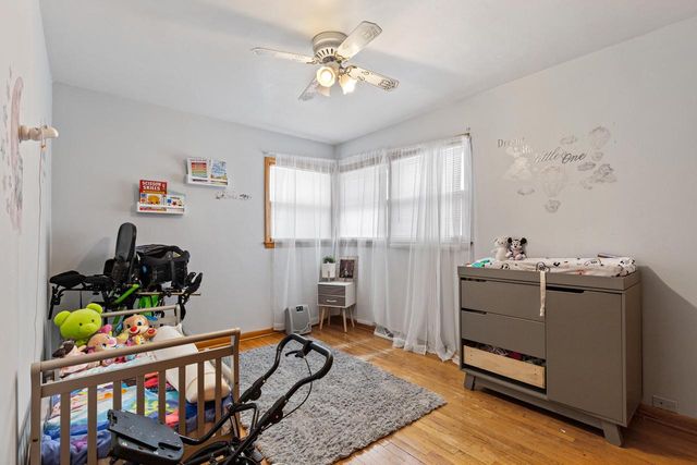 1608 W Whitaker AVENUE, Milwaukee, WI 53221