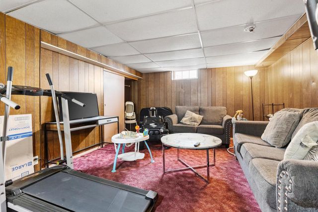 1608 W Whitaker AVENUE, Milwaukee, WI 53221