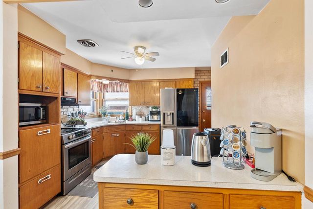 1608 W Whitaker AVENUE, Milwaukee, WI 53221