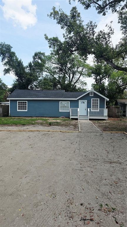 Image 1 of property listing at 8419 N OLA AVENUE, Tampa, FL 33604