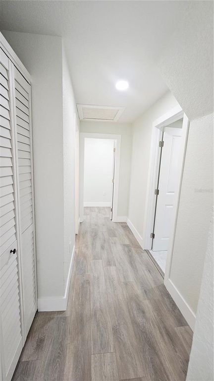 Image 12 of property listing at 8419 N OLA AVENUE, Tampa, FL 33604