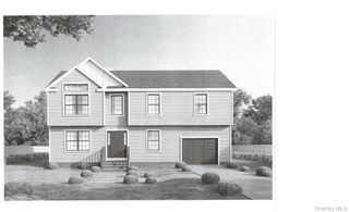 130 Center Street, Holbrook, NY 11741