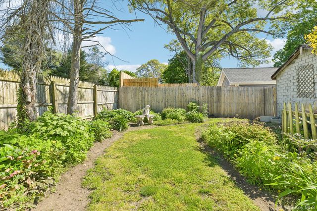 135 Winding Street, Huntington Station, NY 11746