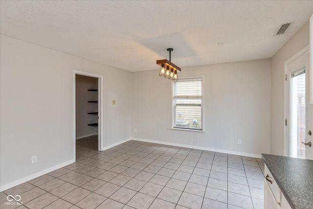 2372 Cedarmill Drive, Franklin, IN 46131