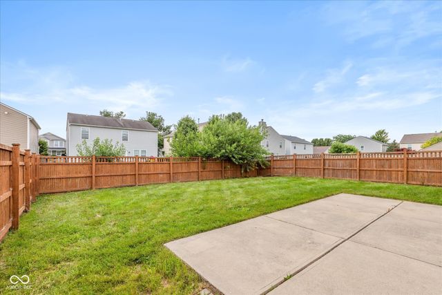 2372 Cedarmill Drive, Franklin, IN 46131