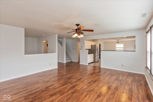 2372 Cedarmill Drive, Franklin, IN 46131