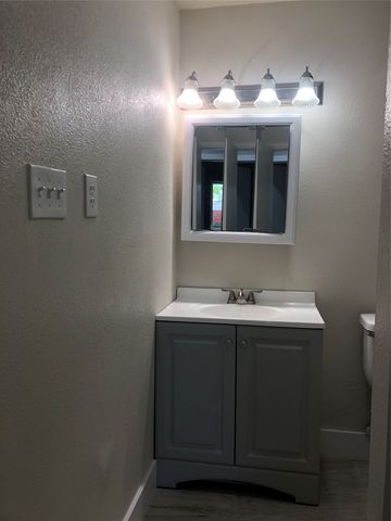 601 Bur Oak Drive, Irving, TX 75060