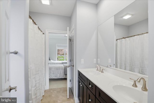6125 RUN CROSS LN, Enola, PA 17025