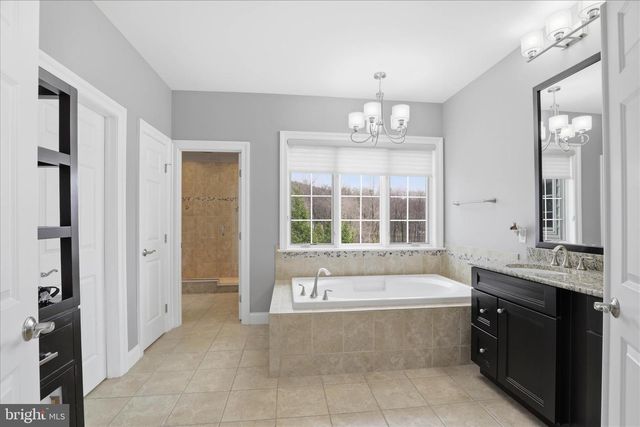 6125 RUN CROSS LN, Enola, PA 17025