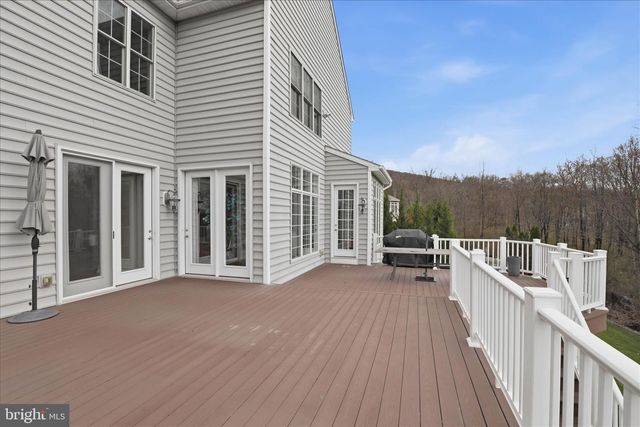 6125 RUN CROSS LN, Enola, PA 17025