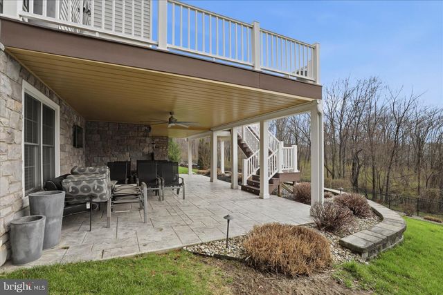 6125 RUN CROSS LN, Enola, PA 17025