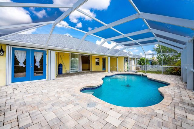 225 FAIRWAY ROAD, Rotonda West, FL 33947