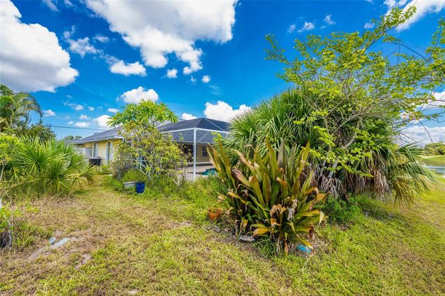 225 FAIRWAY ROAD, Rotonda West, FL 33947