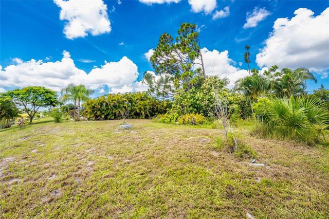 225 FAIRWAY ROAD, Rotonda West, FL 33947