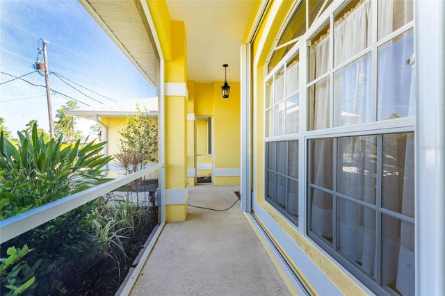 225 FAIRWAY ROAD, Rotonda West, FL 33947