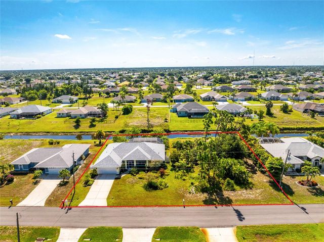 225 FAIRWAY ROAD, Rotonda West, FL 33947