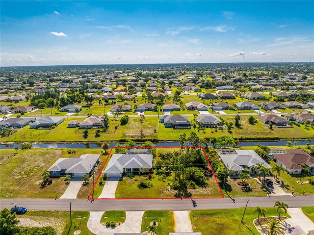 225 FAIRWAY ROAD, Rotonda West, FL 33947