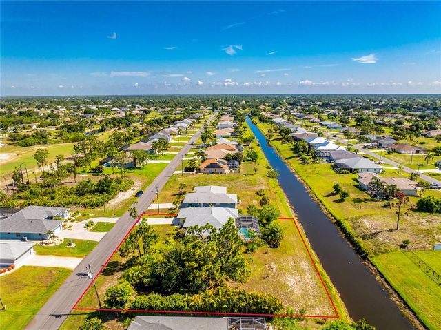 225 FAIRWAY ROAD, Rotonda West, FL 33947