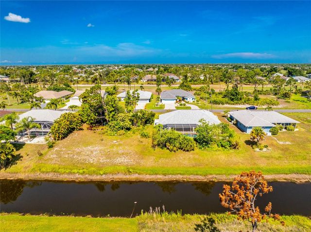 225 FAIRWAY ROAD, Rotonda West, FL 33947