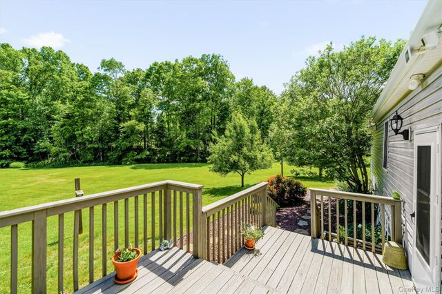 18 Maureen Lane, Middletown, NY 10940