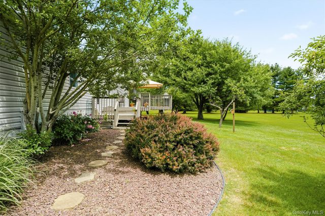 18 Maureen Lane, Middletown, NY 10940