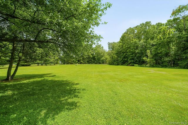 18 Maureen Lane, Middletown, NY 10940
