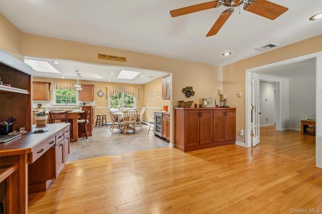 18 Maureen Lane, Middletown, NY 10940
