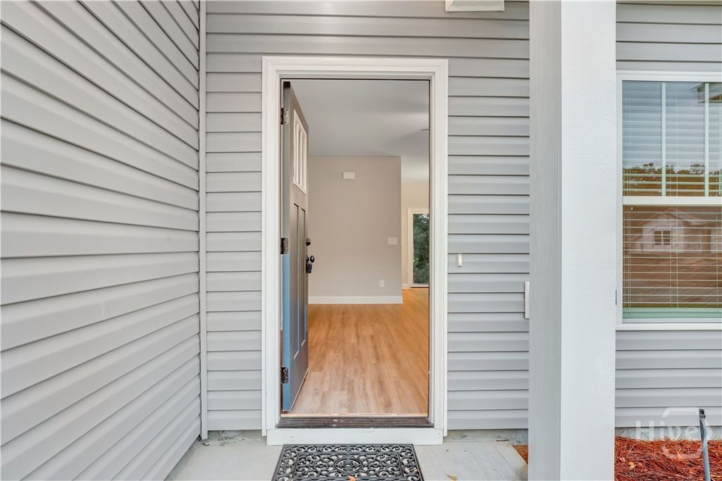 Image 2 of property listing at 122 Smithfield Drive B, Rincon, GA 31326