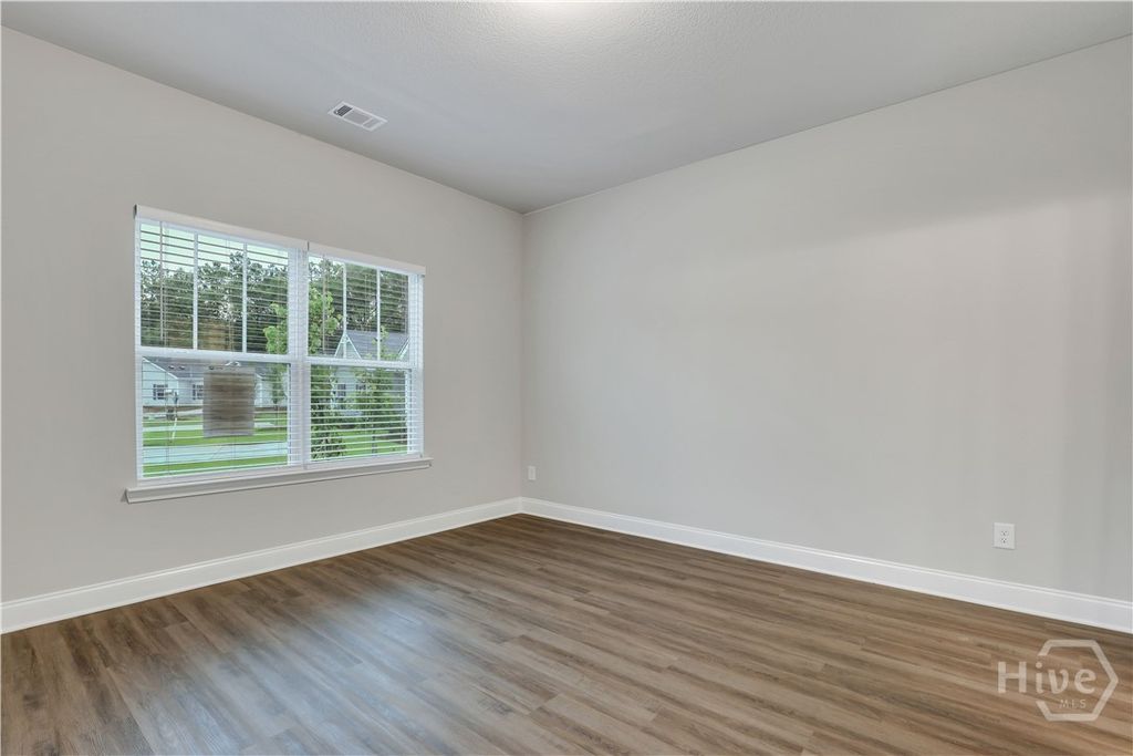 Image 20 of property listing at 122 Smithfield Drive B, Rincon, GA 31326