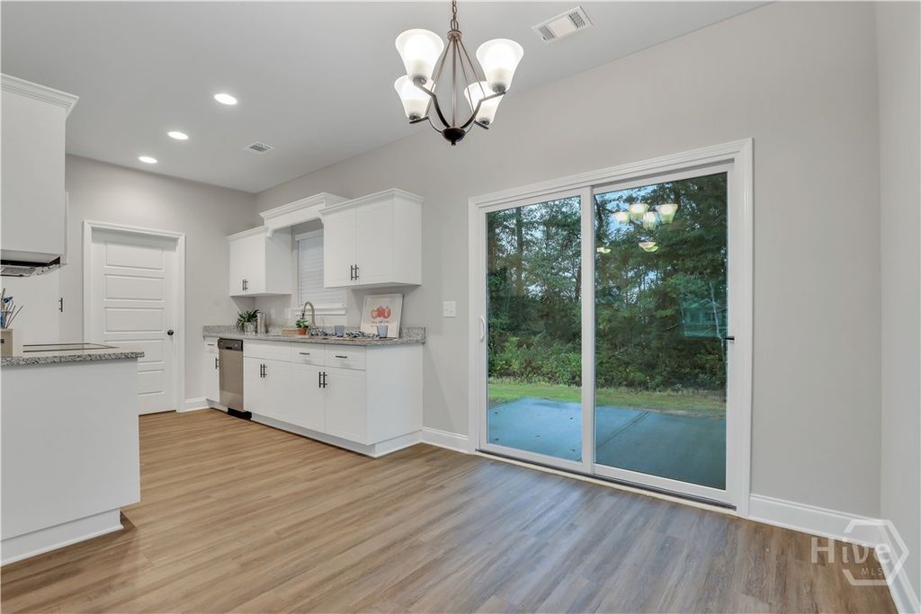 Image 8 of property listing at 122 Smithfield Drive B, Rincon, GA 31326