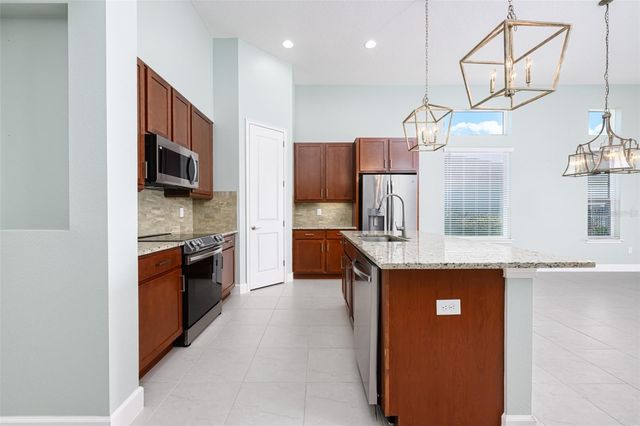 113 AZURE MIST WAY, Daytona Beach, FL 32124