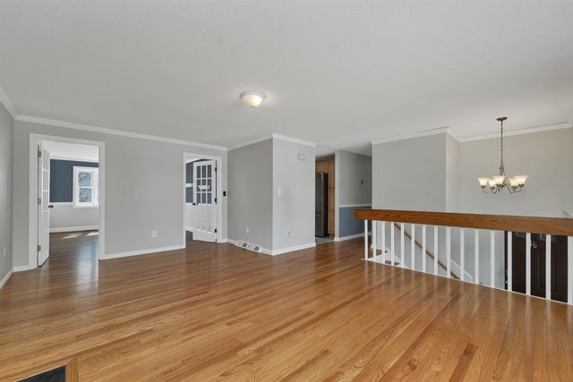 46 Brinton Drive, Nashua, NH 03064