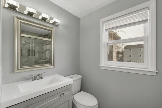 46 Brinton Drive, Nashua, NH 03064