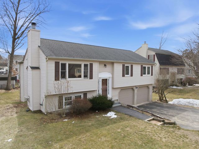 46 Brinton Drive, Nashua, NH 03064