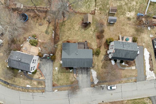 46 Brinton Drive, Nashua, NH 03064