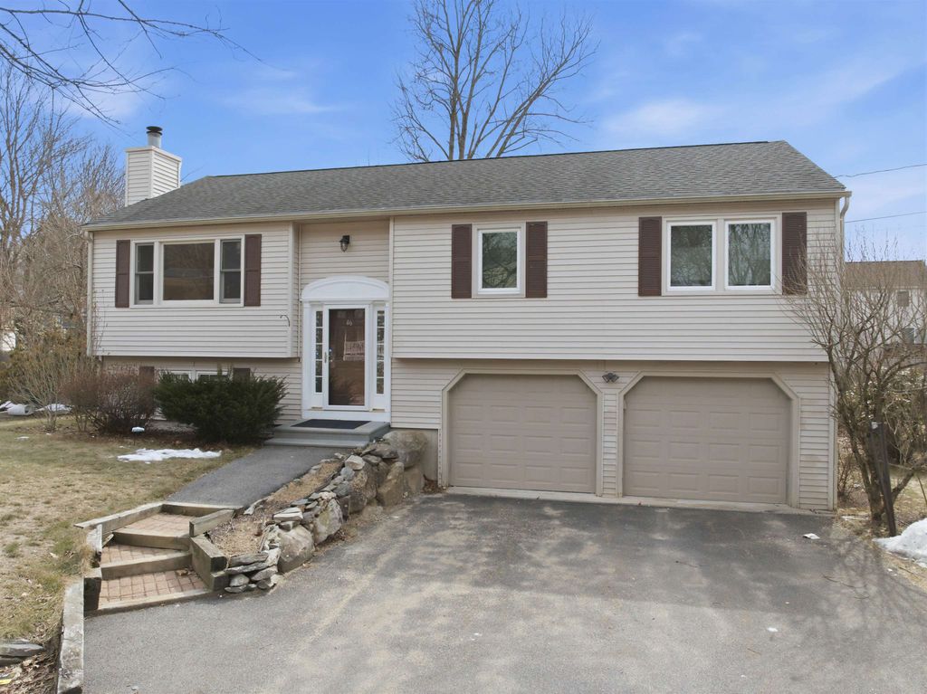 46 Brinton Drive, Nashua, NH 03064