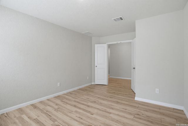 13138 Rosemary Cv, St Hedwig, TX 78152