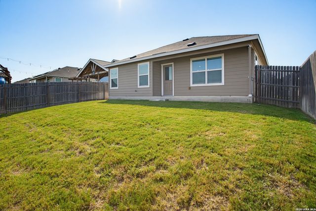 13138 Rosemary Cv, St Hedwig, TX 78152