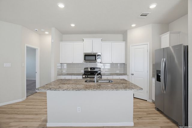 13138 Rosemary Cv, St Hedwig, TX 78152