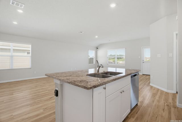 13138 Rosemary Cv, St Hedwig, TX 78152