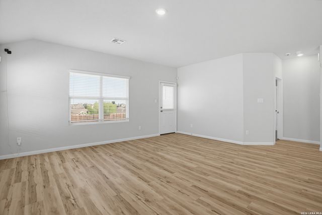 13138 Rosemary Cv, St Hedwig, TX 78152