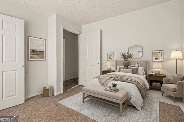 2202 Fairington Village Drive, Lithonia, GA 30038