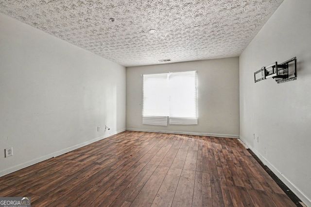 2202 Fairington Village Drive, Lithonia, GA 30038