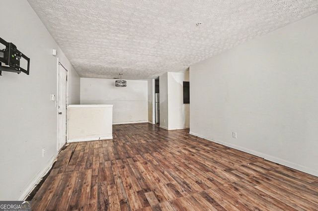 2202 Fairington Village Drive, Lithonia, GA 30038
