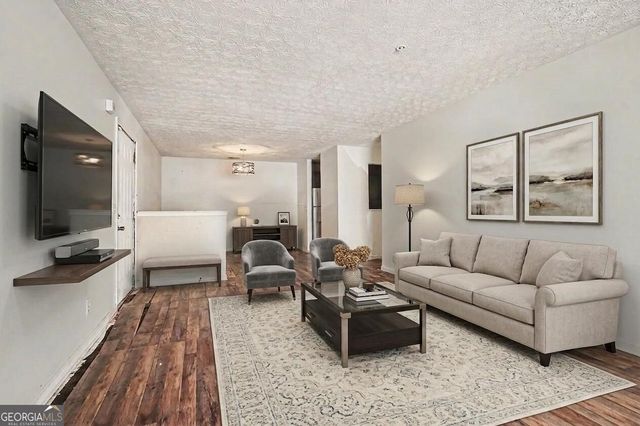 2202 Fairington Village Drive, Lithonia, GA 30038