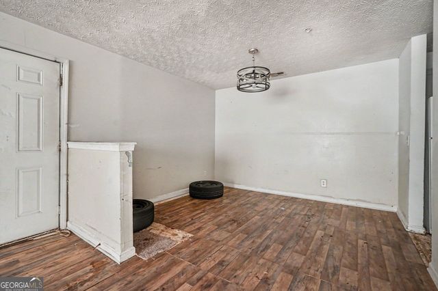 2202 Fairington Village Drive, Lithonia, GA 30038