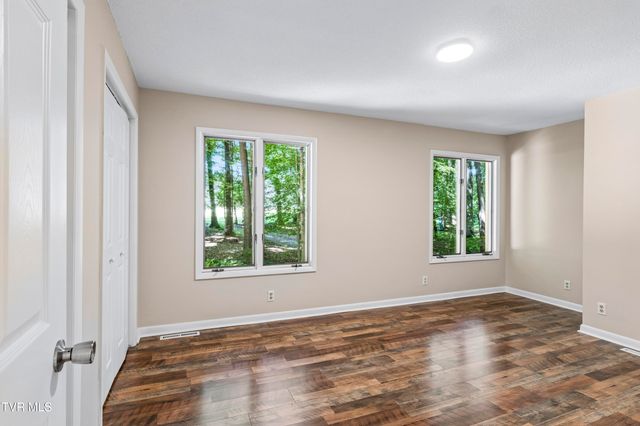 107 Jason Lane, Jonesborough, TN 37659